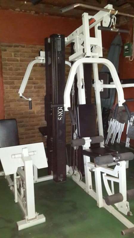 Rons's Universal Four Station Home Gym